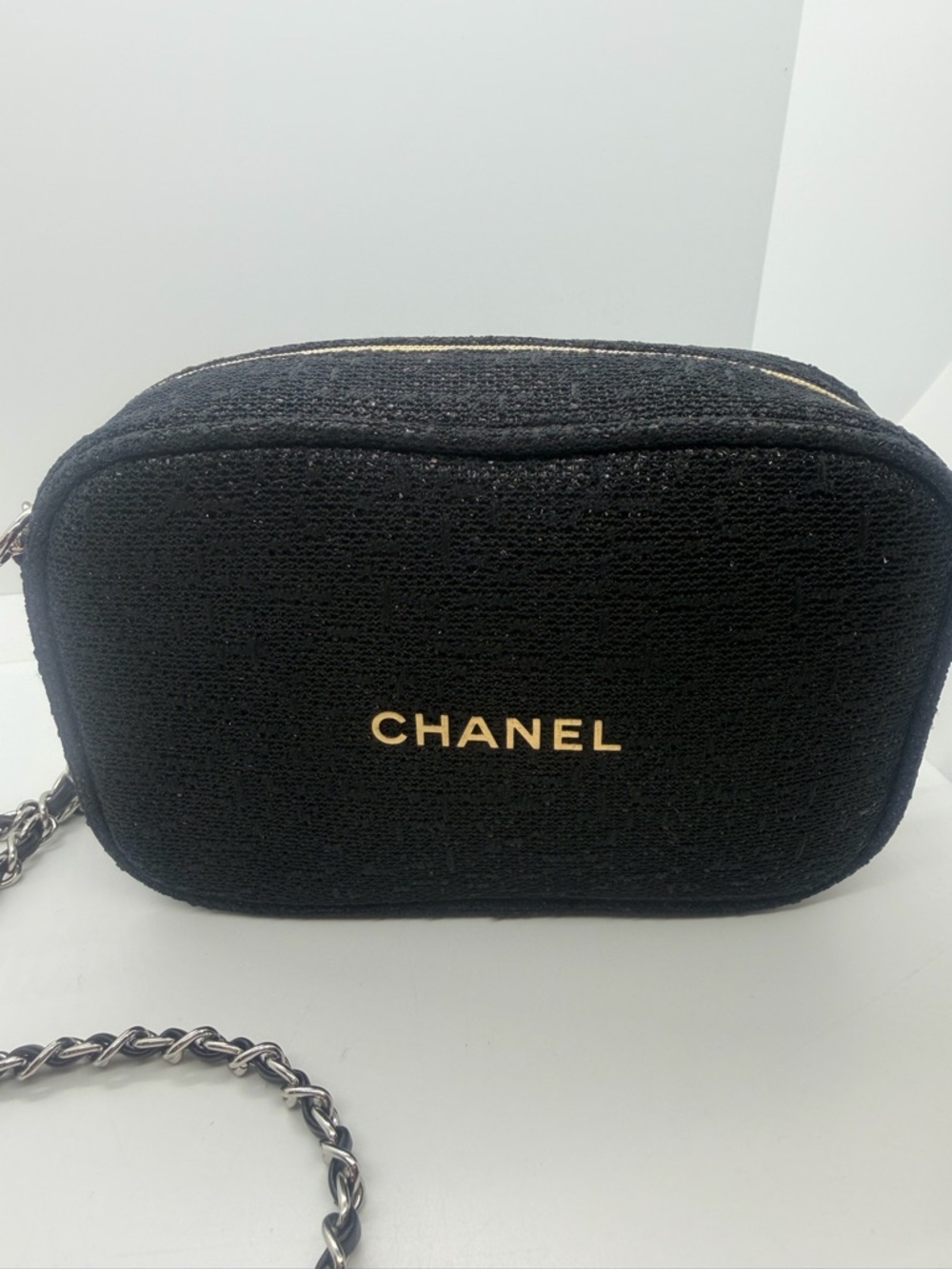 CHANEL Black Makeup Bag Crossbody - Picture 3 of 8